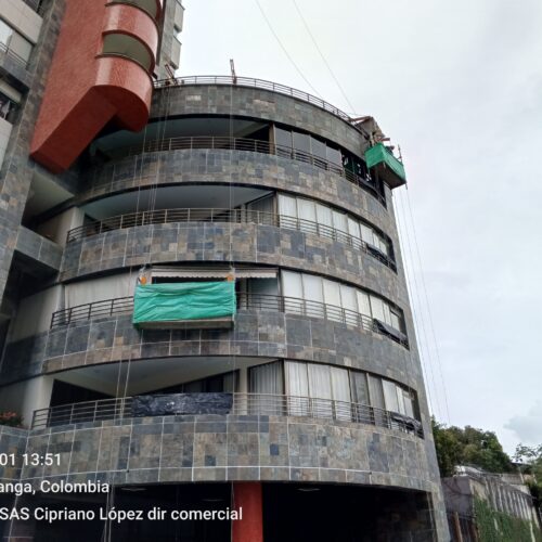 mantenimiento de fachadas, restauración de fachadas, fachadas en Santander