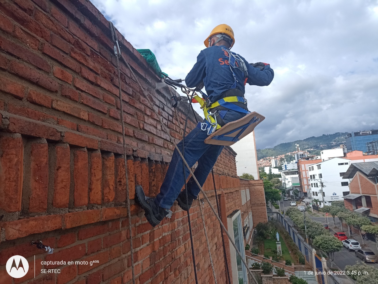 mantenimiento de fachadas, restauración de fachadas, fachadas en Santander